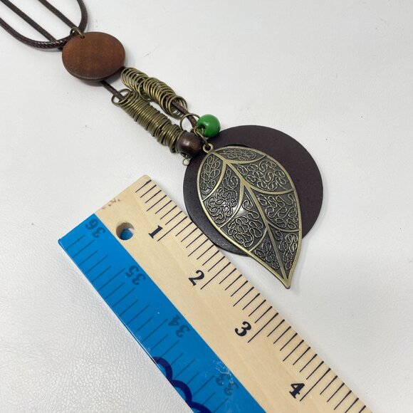 Handmade Boho Necklace With Leaf & Circle Pendants Double Layered Brown & Bronze - Picture 10 of 10